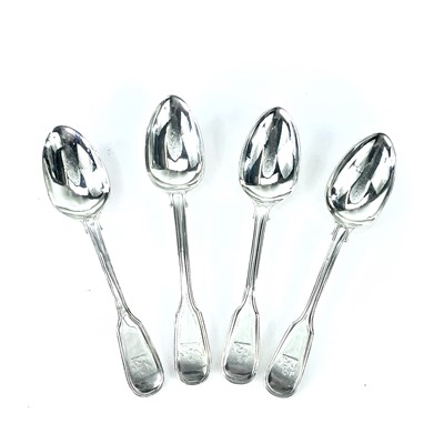 Lot 171 - A George IV silver set of three fiddle thread...