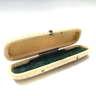 Lot 167 - A George III ivory and rose gold pique work...