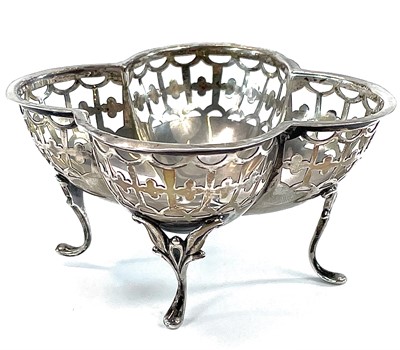 Lot 179 - A George VI silver lobed and pierced bonbon...