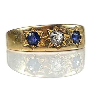 Lot 77 - A Victorian diamond and Sapphire three stone...