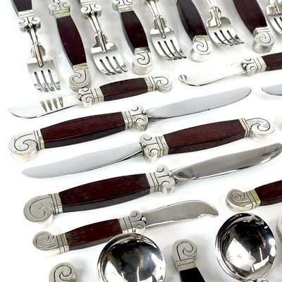 Lot 17 - A good Mexican silver and wood Aztec design...