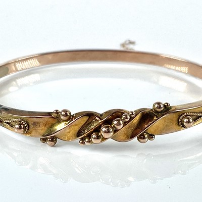 Lot 49 - A Victorian 9ct hallmarked gold hinged hollow...