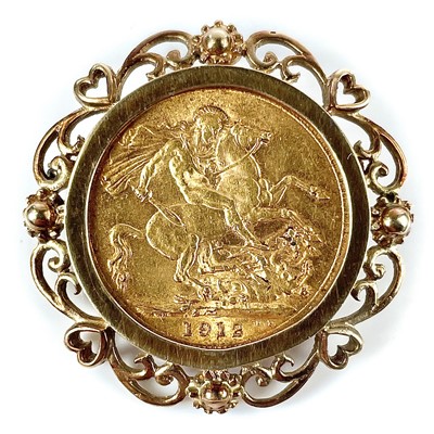 Lot 222 - A George V 1912 full sovereign coin pendant in...
