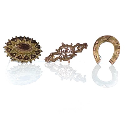 Lot 126 - Three 9ct gold brooches with base metal pins,...