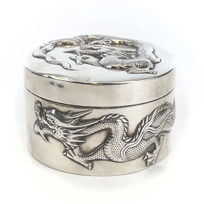 Lot 59 - A Chinese silver box and cover, by Wang Hing &...