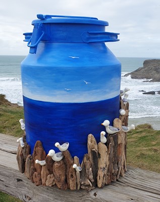 Lot 28 - Claire REID