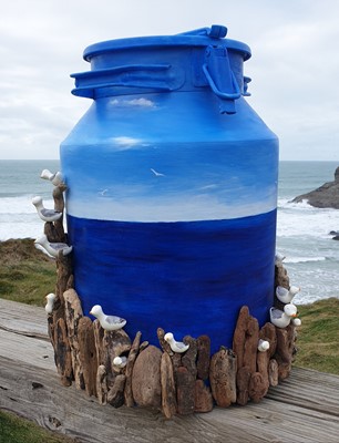 Lot 28 - Claire REID