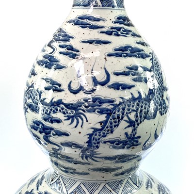 Lot 20 - An enormous Chinese blue and white porcelain...