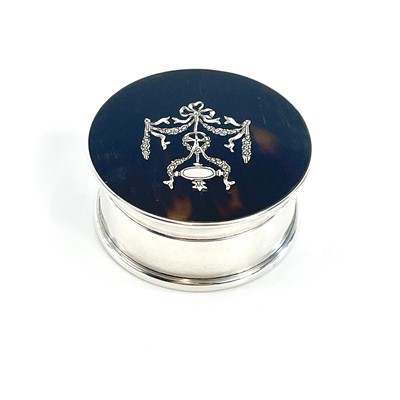 Lot 64 - A George V silver circular tortoiseshell pique...