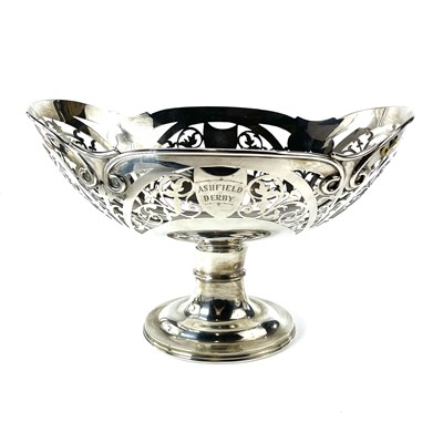 Lot 95 - An Edwardian silver pierced oval pedestal bowl...