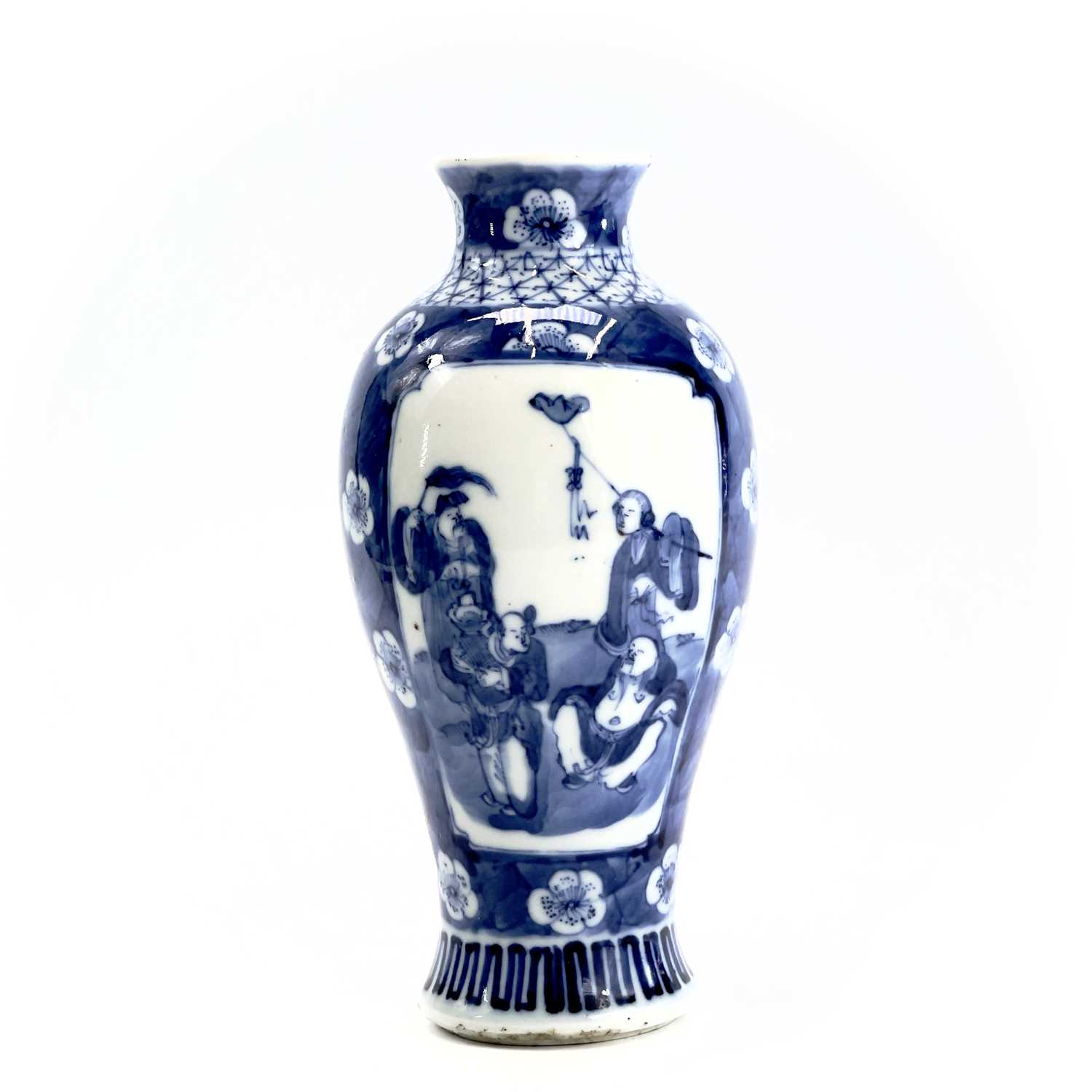 Lot 65 - A Chinese blue and white porcelain vase, late...