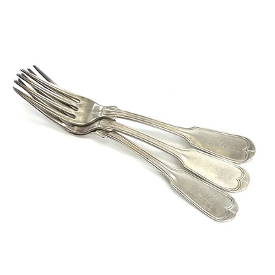 Lot 45 - A set of three American sterling silver fiddle...