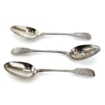 Lot 73 - A George III Exeter silver fiddle pattern...