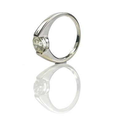 Lot 208 - An 18ct white gold diamond solitaire ring, the...