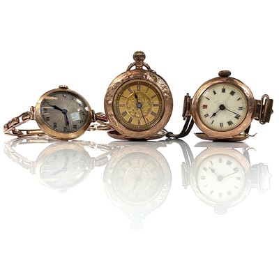 Lot 338 - An early 20th century 9ct rose gold ladies...