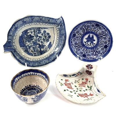Lot 119 - A Japanese scallop shaped porcelain server,...