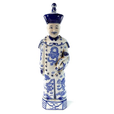 Lot 179 - A Chinese blue and white porcelain figure of...