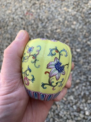 Lot 56 - A Chinese yellow ground and famille rose water...