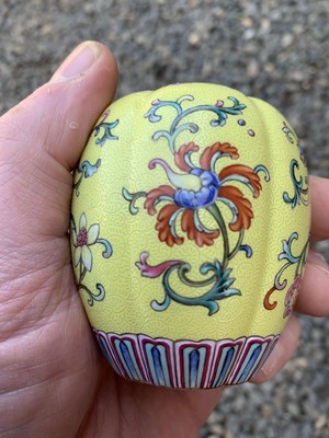 Lot 56 - A Chinese yellow ground and famille rose water...