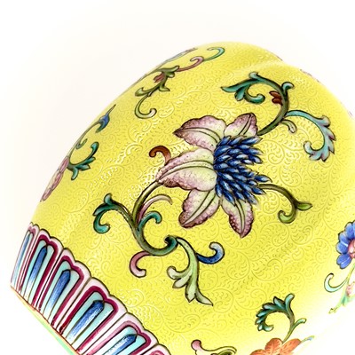 Lot 56 - A Chinese yellow ground and famille rose water...