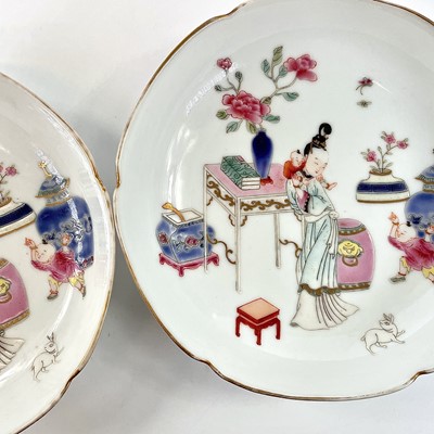 Lot 212 - A pair of Chinese famille rose porcelain...