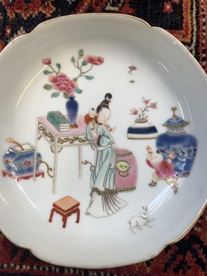 Lot 212 - A pair of Chinese famille rose porcelain...