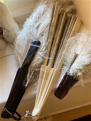 Lot 27 - A 19th century French fan with sequinded panel,...