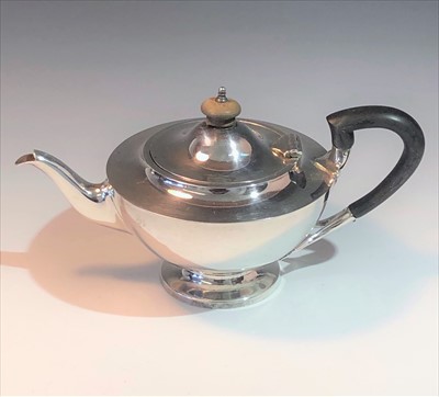 Lot 2071 - A silver teapot.