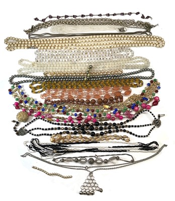 Lot 224 - A quantity of vintage beaded necklaces.