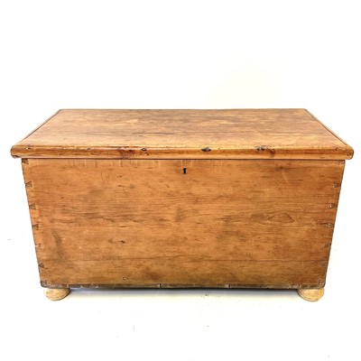 Lot 89 - A pine blanket box, circa 1900.