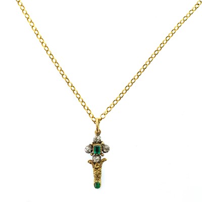 Lot 26 - A Georgian gold diamond and emerald set pendant.