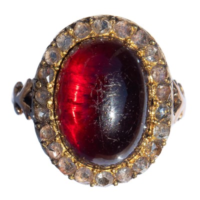 Lot 121 - A Georgian gold garnet and diamond set ring