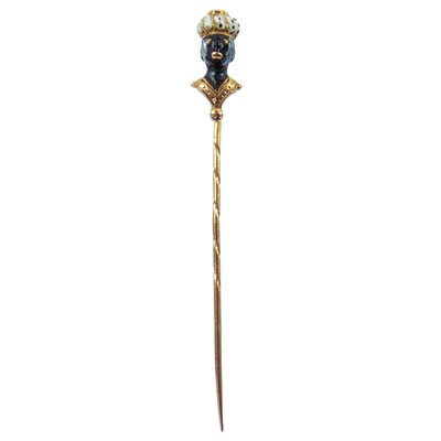 Lot 163 - A continental gold and enamel stick pin
