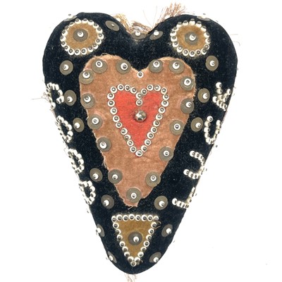 Lot 23 - An early 20th century soldier's sweetheart...