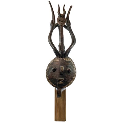 Lot 107 - A Kple-Kple Goli Mask, with elaborate horns,...