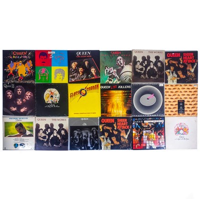 Lot 19 - QUEEN. Twenty 12" vinyls.