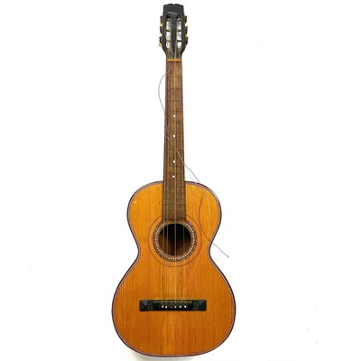 Lot 9 - An early 20th century parlor guitar.