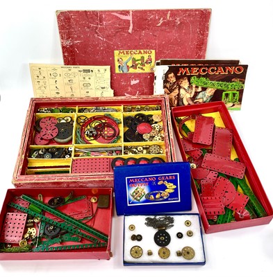 Lot 868 - Meccano x4 boxes.