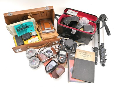 Lot 111 - A Polaroid SX-70 Land camera.