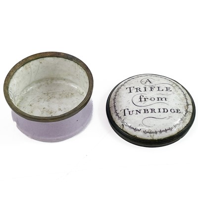 Lot 22 - A South Staffordshire or Battersea enamel circular patch box.