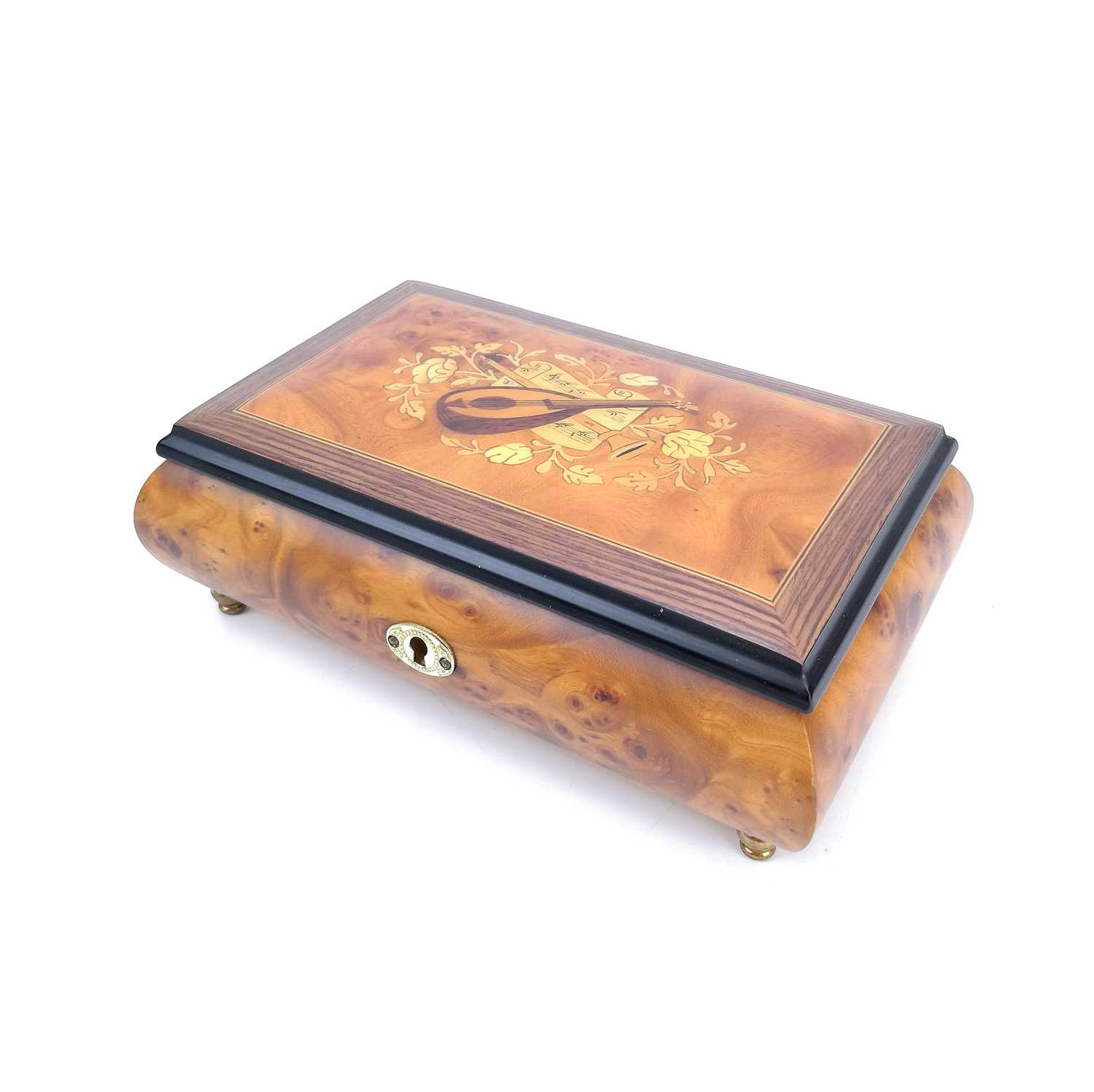 Lot 47 - A Swiss Reuge Romance musical jewellery box.