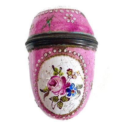Lot 1 - An 18th century enamel nutmeg grater.
