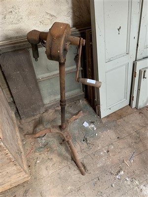 Lot 89 - A Stewart Clipper hand crank motor with tripod...