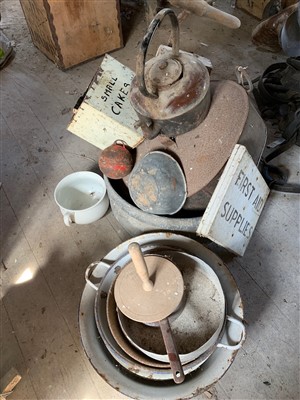 Lot 87 - A large fish kettle, numerous pans and various...