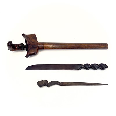 Lot 24 - A Malayan kris.