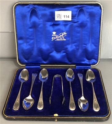 Lot 114 - Six silver George III Old English pattern...