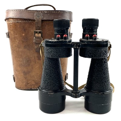 Lot 94 - A pair of WWII binoculars by Ross London.