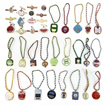 Lot 9 - A collection of 43 pre-war enamel horse racing badges.