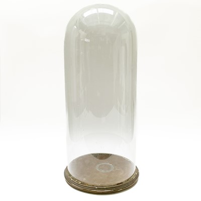 Lot 72 - A large Victorian glass dome.