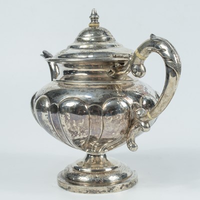Lot 7 - A Chinese silver teapot, circa 1900.